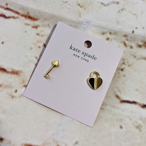 🆕 Kate Spade Lock & Spade Pave Lock Earrings - Picture 2 of 7